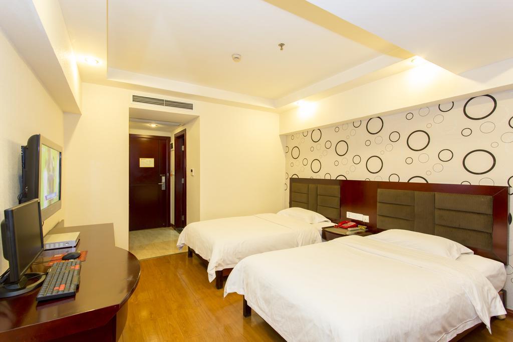 Kaiserdom Hotel Changsha Railway Station Room photo