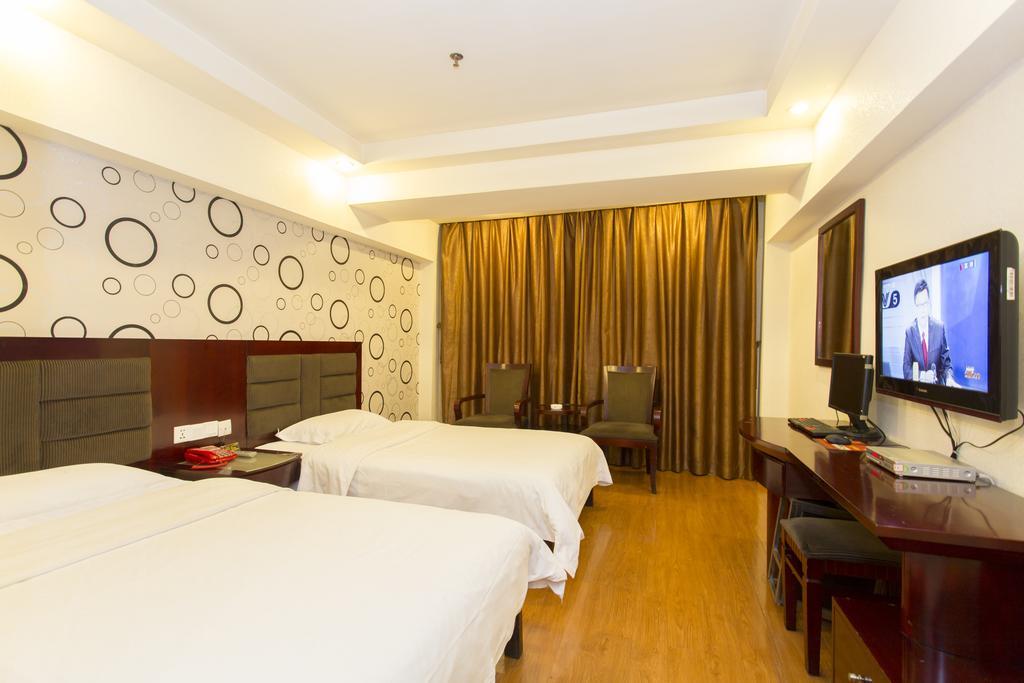 Kaiserdom Hotel Changsha Railway Station Room photo